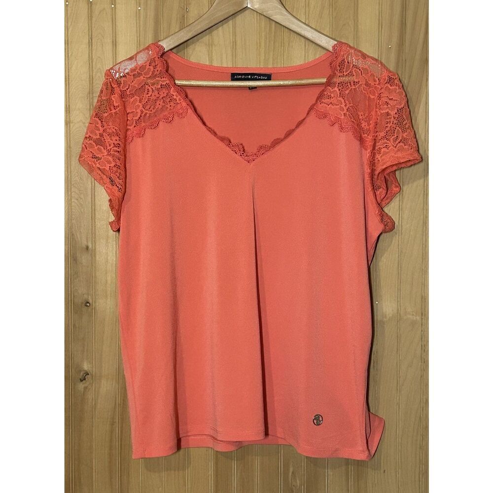 Adrienne Vittadini Women's Size XL Lace Sleeve V-Neck